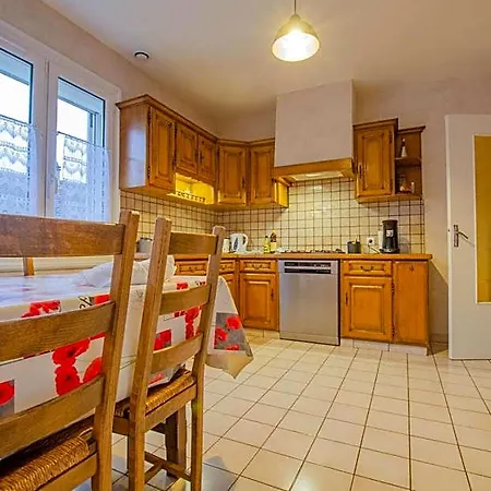 10g263 Holiday home Arcis-sur-Aube