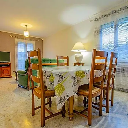 Holiday home 10g263