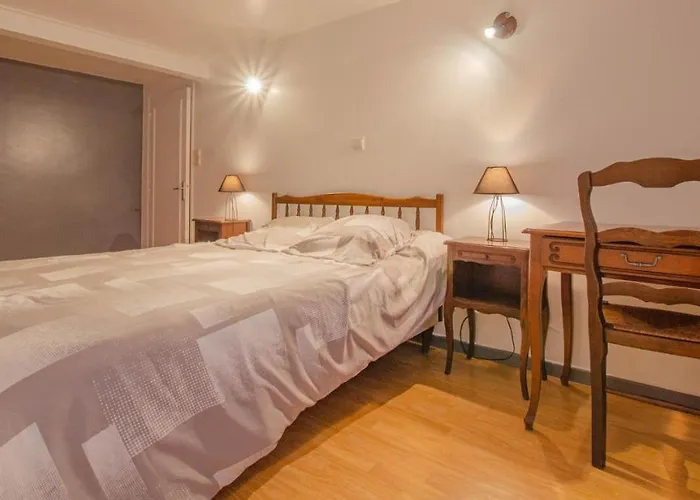 10g263 Hébergement de vacances *