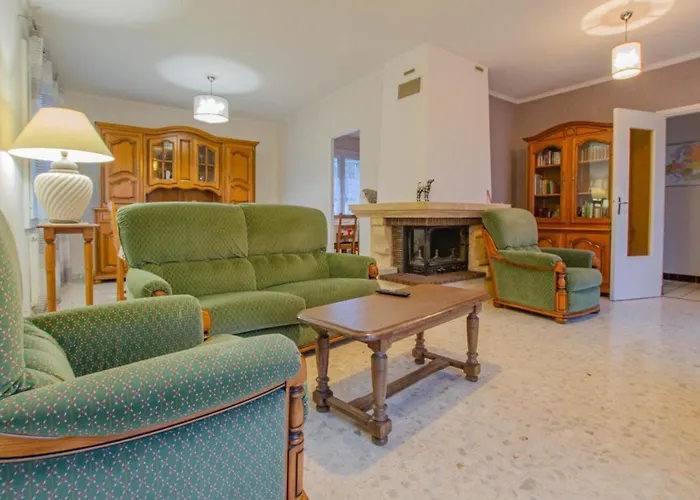 10g263 Hébergement de vacances Arcis-sur-Aube